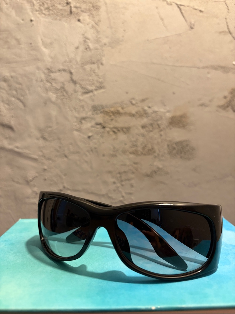Lexxola Carmen Black Tinted Sunglasses - Women - Picture 4 of 6